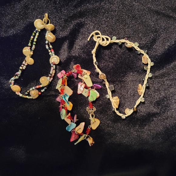 Bundle of seashell jewelry - Picture 5 of 5